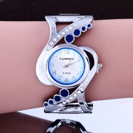 Ladies Bracelet Watch - Image 9