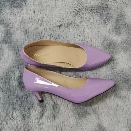 Classic Low Med Kitten Heels - Image 3