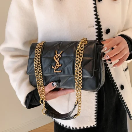 Luxury Fashion Women's Chain Handbag - Image 3