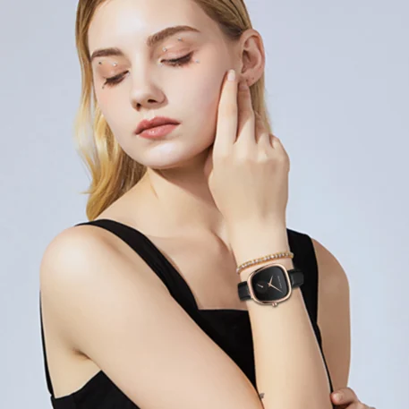 Hannah Martin Brand Simple Wristwatch Tonneau Dial - Image 3