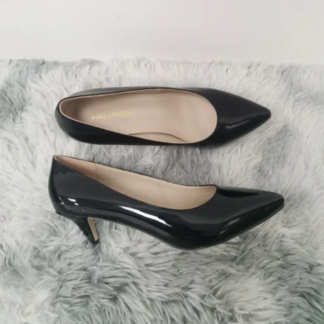 Classic Low Med Kitten Heels - Image 2