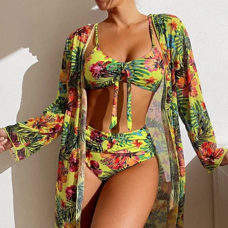 Split Three Piece Floral Printed Swimsuit - Image 6