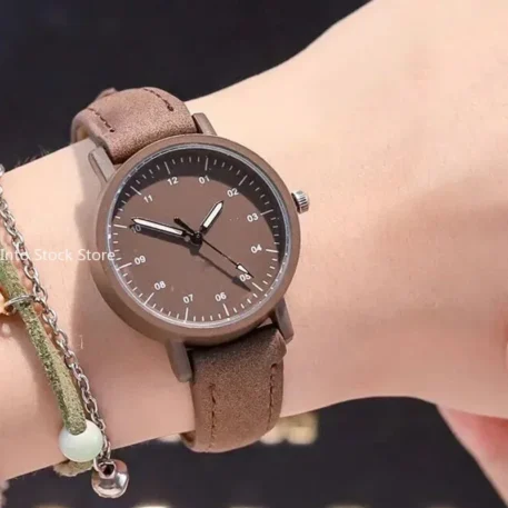 Ladies PU Leather Strap Quartz Wristwatch - Image 12