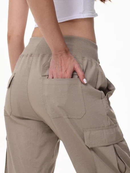 Women's Lightweight Cargo Capris - Image 4