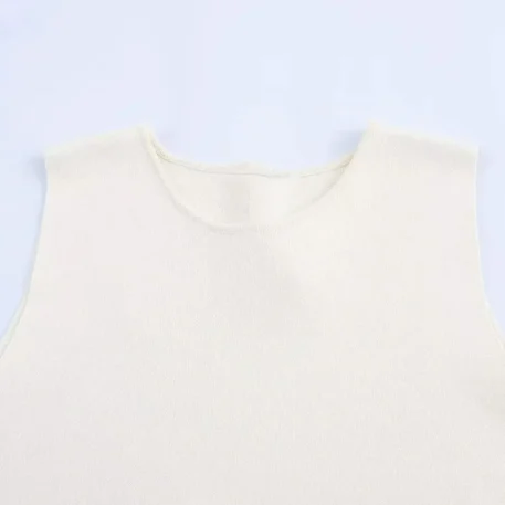 TRAF Ladies Side Buttons Knitted Crop Top - Image 3