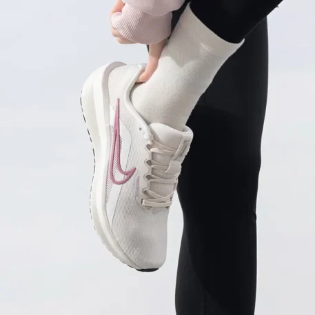 Nike 2025 Women's Running Shoes - Image 5