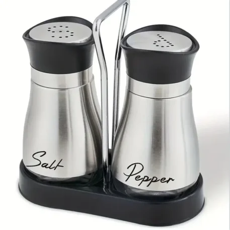 2 Piece Salt and Pepper Shakers - Image 3